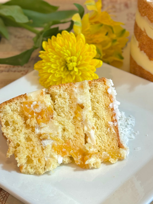 Pineapple & Coconut Sponge Cake with Ninho Cream – A Slice of Summer Memories
